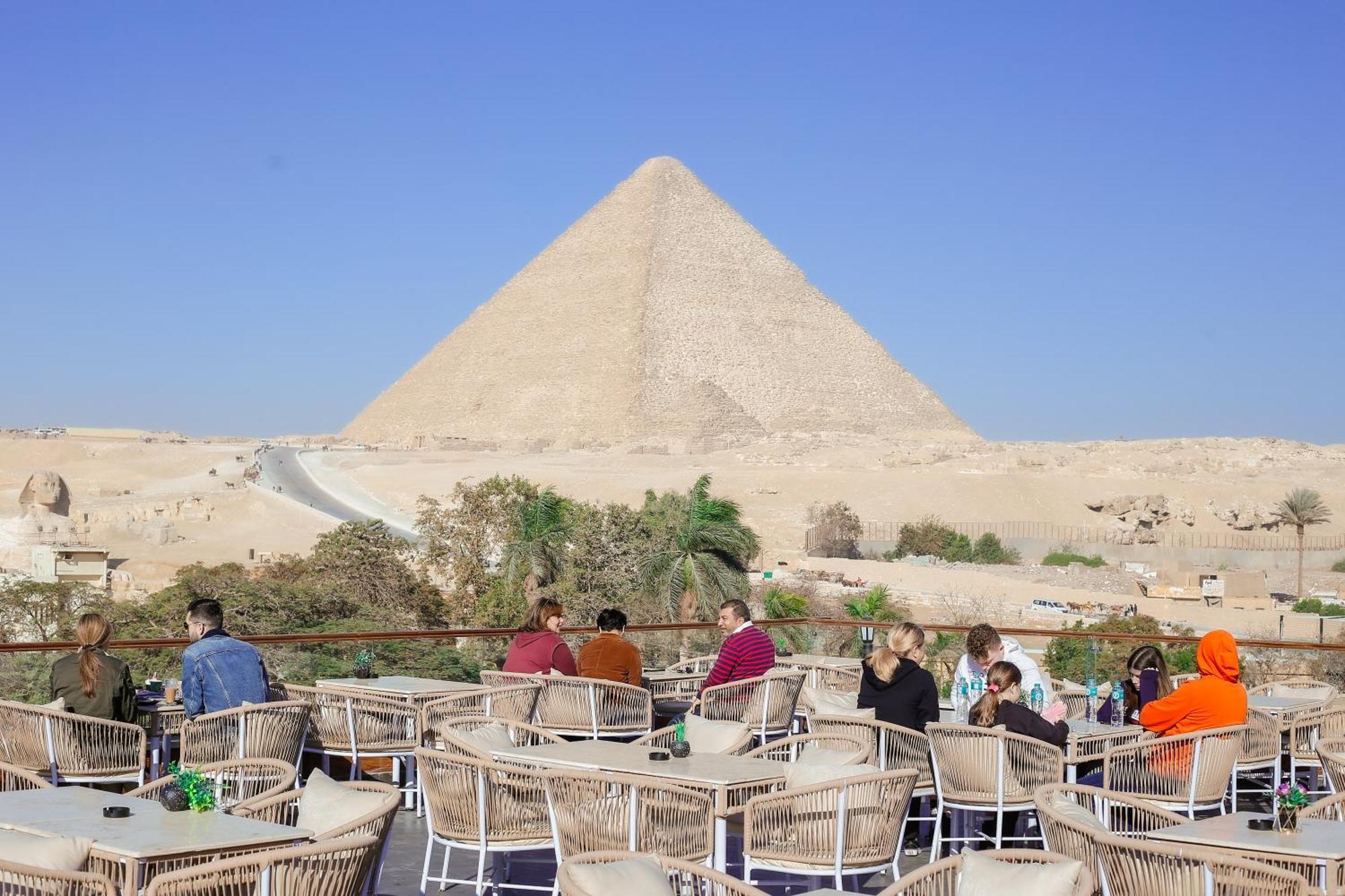 Tree Lounge Pyramids View Inn , Sphinx Giza Kafret el-Gabal Εξωτερικό φωτογραφία