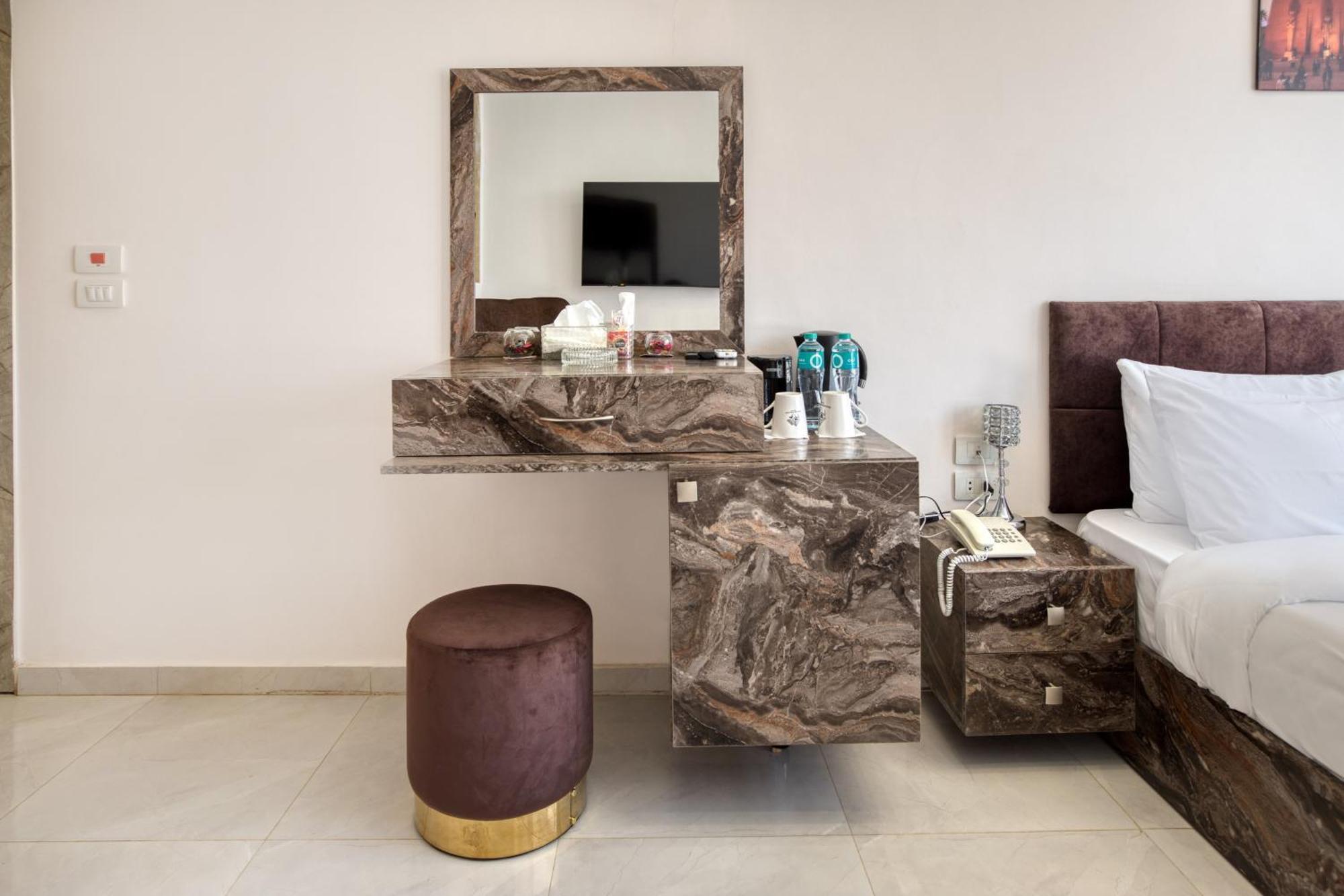 Tree Lounge Pyramids View Inn , Sphinx Giza Kafret el-Gabal Εξωτερικό φωτογραφία