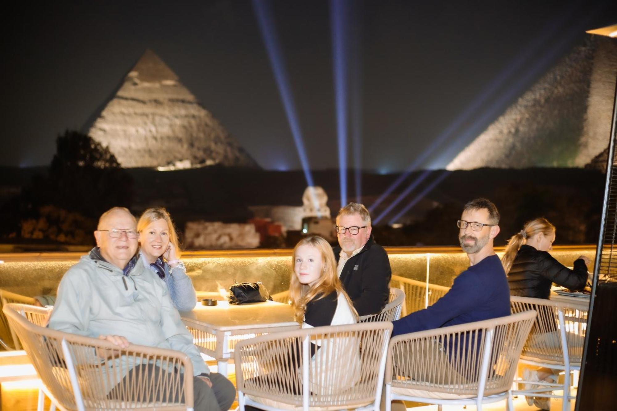 Tree Lounge Pyramids View Inn , Sphinx Giza Kafret el-Gabal Εξωτερικό φωτογραφία