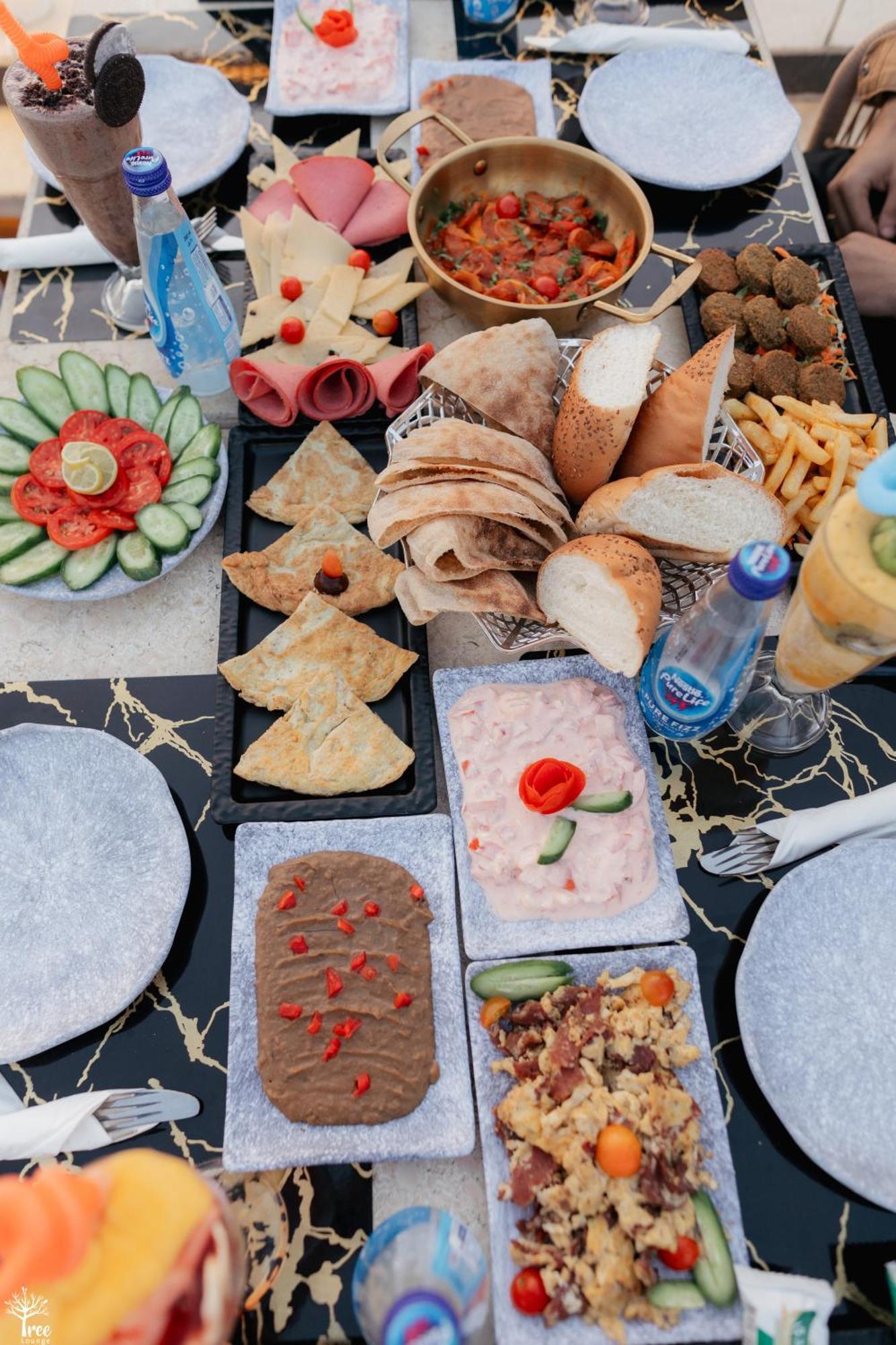 Tree Lounge Pyramids View Inn , Sphinx Giza Kafret el-Gabal Εξωτερικό φωτογραφία